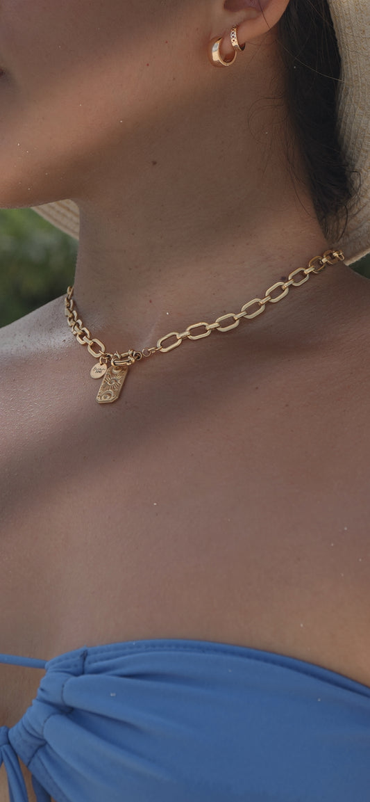 SUN KISSED NECKLACE